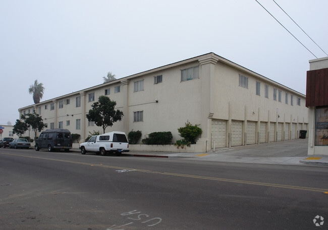 5085 Saratoga Ave - 5085 Saratoga Ave