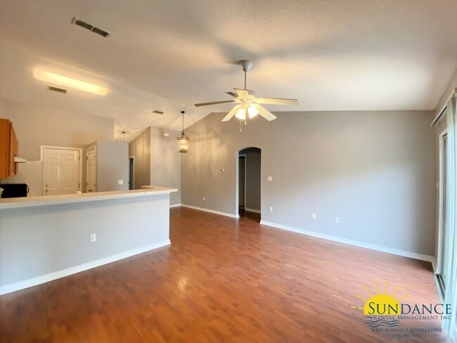 Photo - Lovely 4 Bedroom Home in Ridgecrest Subdivision