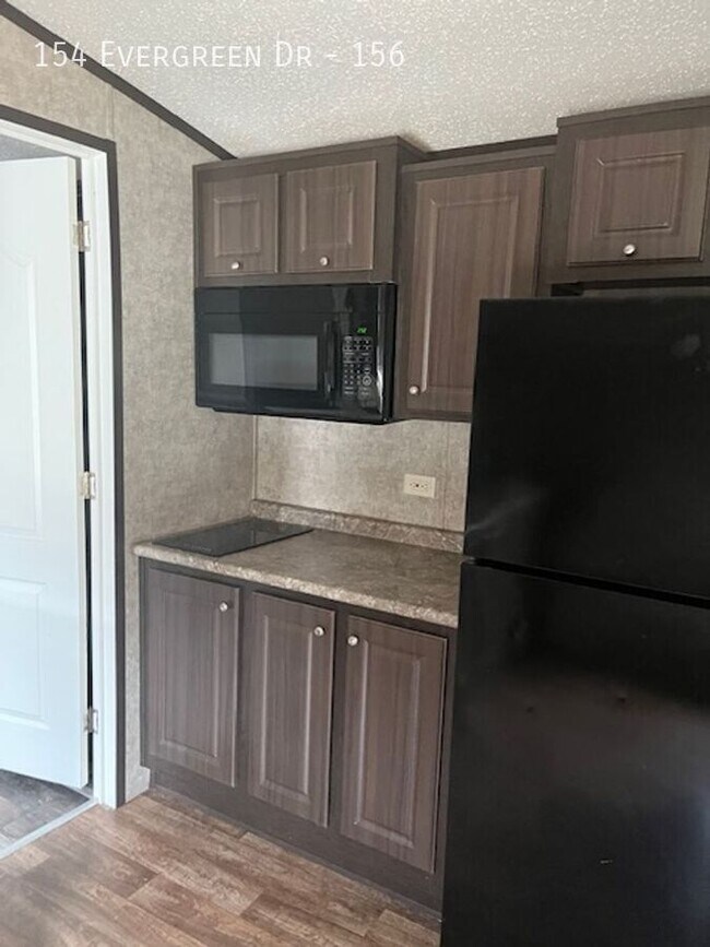 Photo - 154 Evergreen Dr