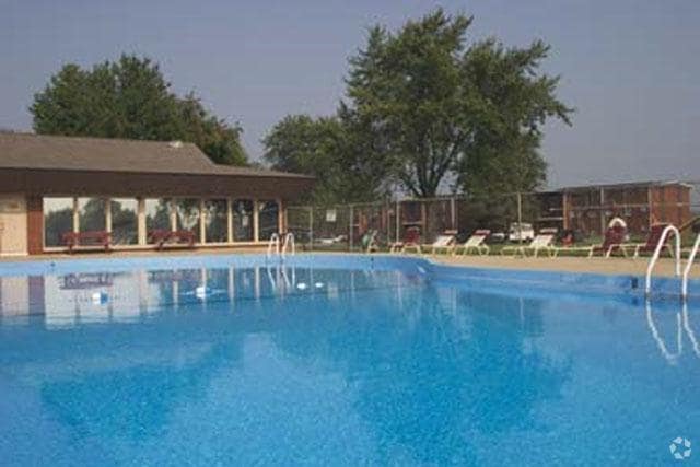 Piscina - Mounford Terrace