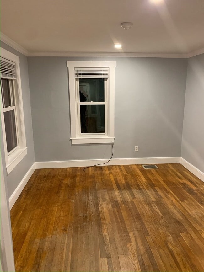 102 Central St Unit 2