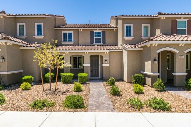 Building Photo - Bright & Spacious 3-Bedroom Home in Inspirada