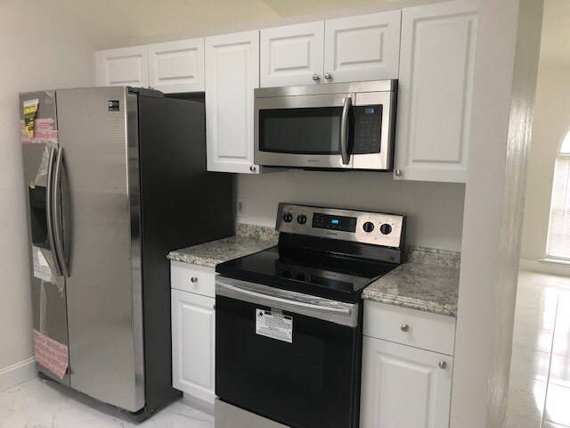 Photo - 401 Blackbird Way