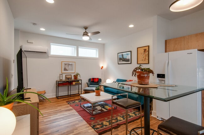 Photo - 2513 White Ave