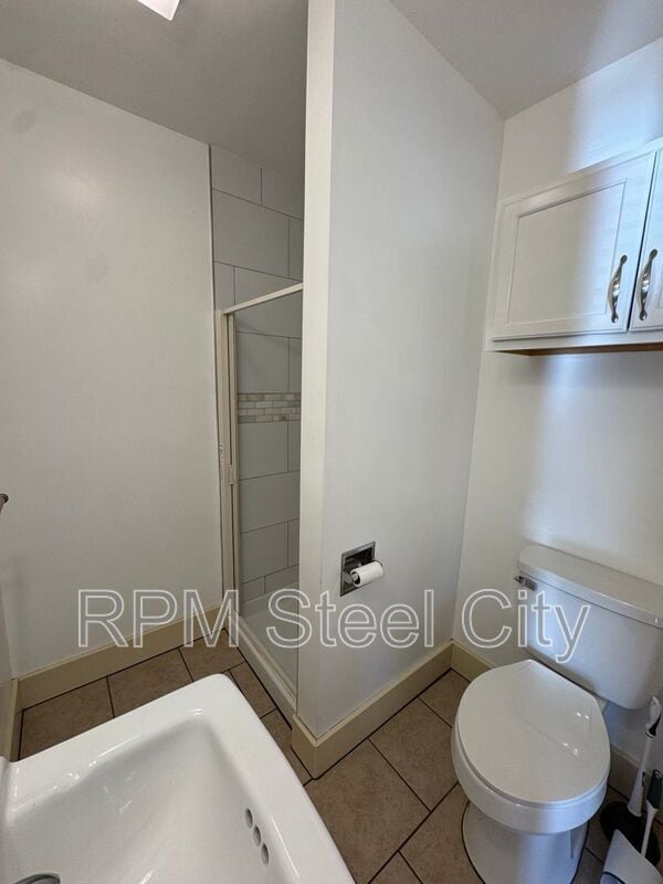 Photo - 902 W 11th St