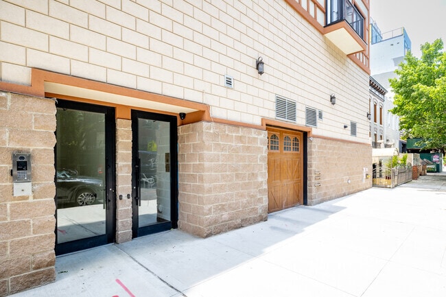 Photo - 146-150 Bayard St