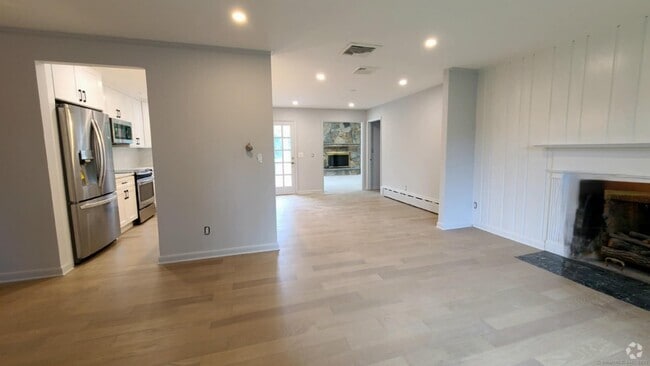 Building Photo - 76 Havemeyer Ln Rental