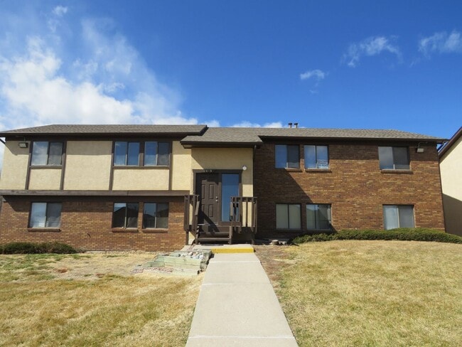 Building Photo - 2619 E Uintah St Unit D