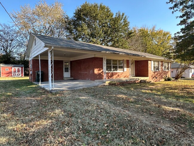 Building Photo - 139 Gwen Ave Rental