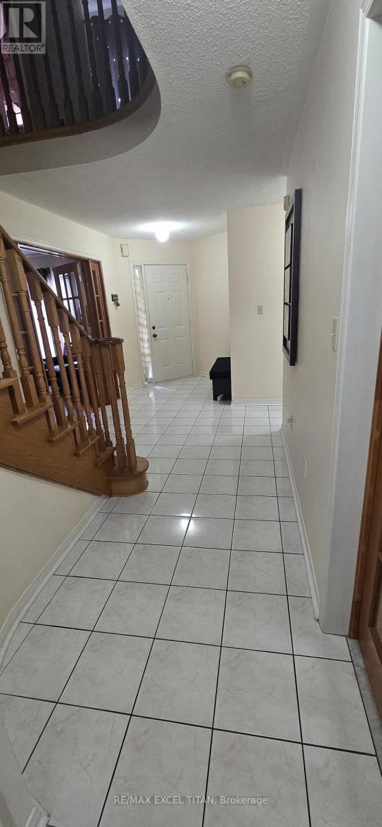 Photo - 43 Arborview Crescent