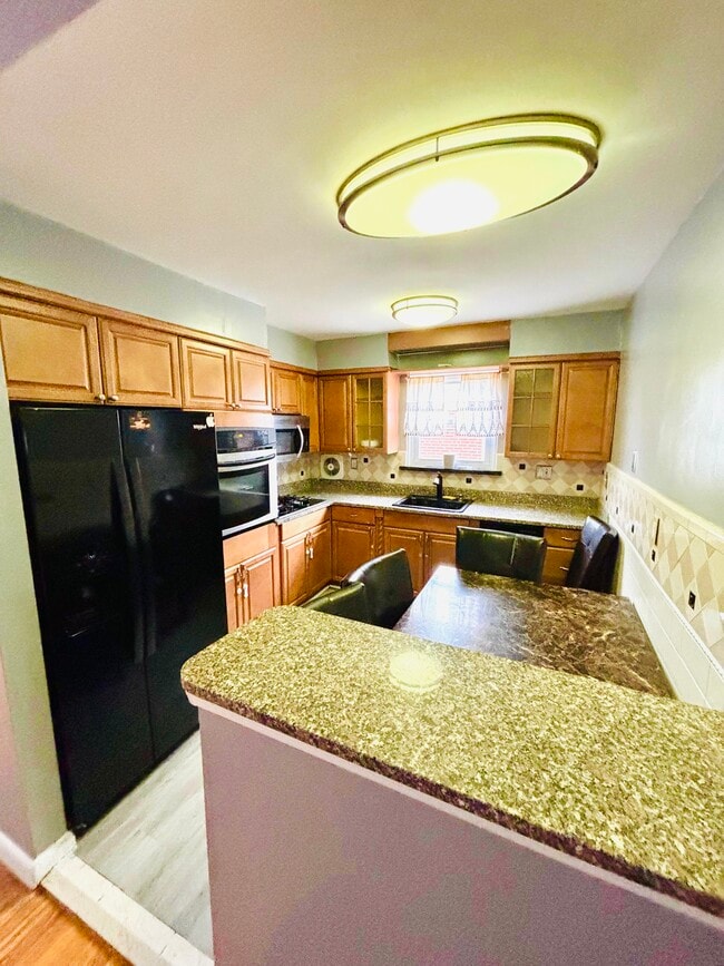 Building Photo - 2306 Napfle St Unit 1