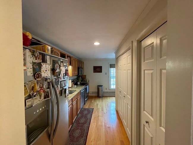 Photo - 28 Essex Green Ln Unidad D