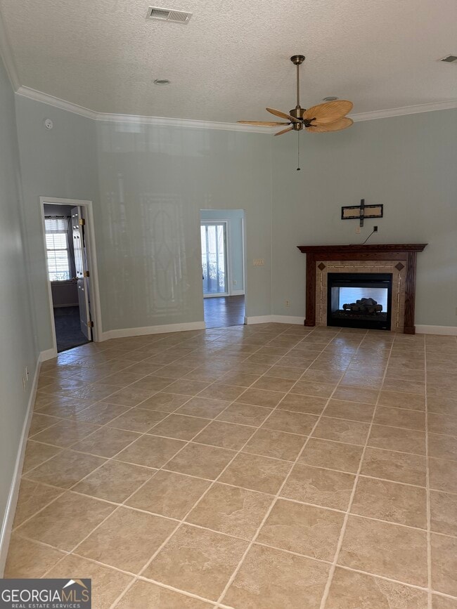 Photo - 1403 Tanager Trail