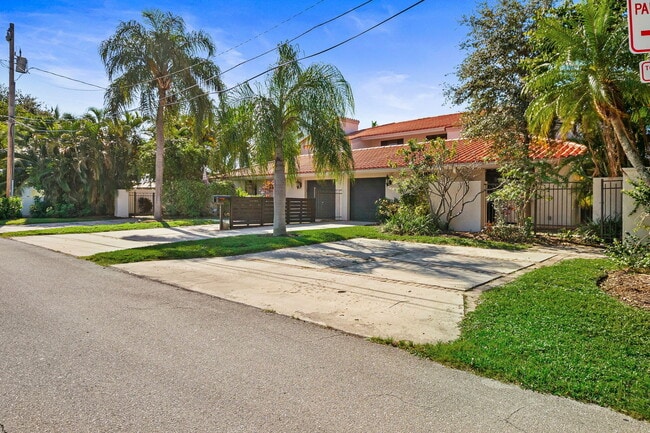 Photo - 4850 NE 25th Ave