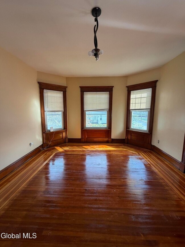 Photo - 737 Mason St Unidad 2