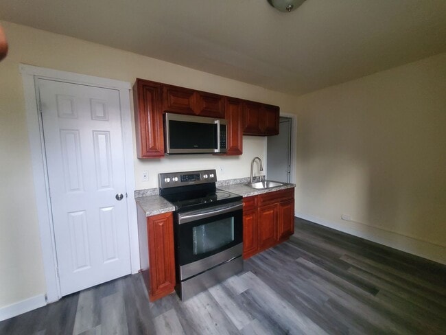 Photo - 347 N 7th St Unidad Apt 3