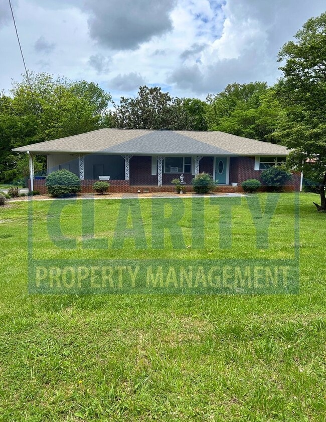 Charming Ranch-Style Home in the Heart of ... - Charming Ranch-Style Home in the Heart of ...