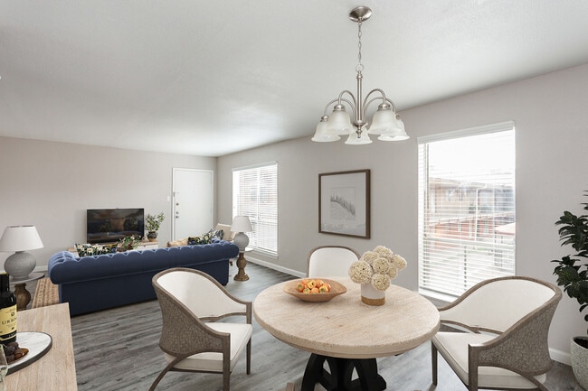 Photo - Parkgreen on Gessner