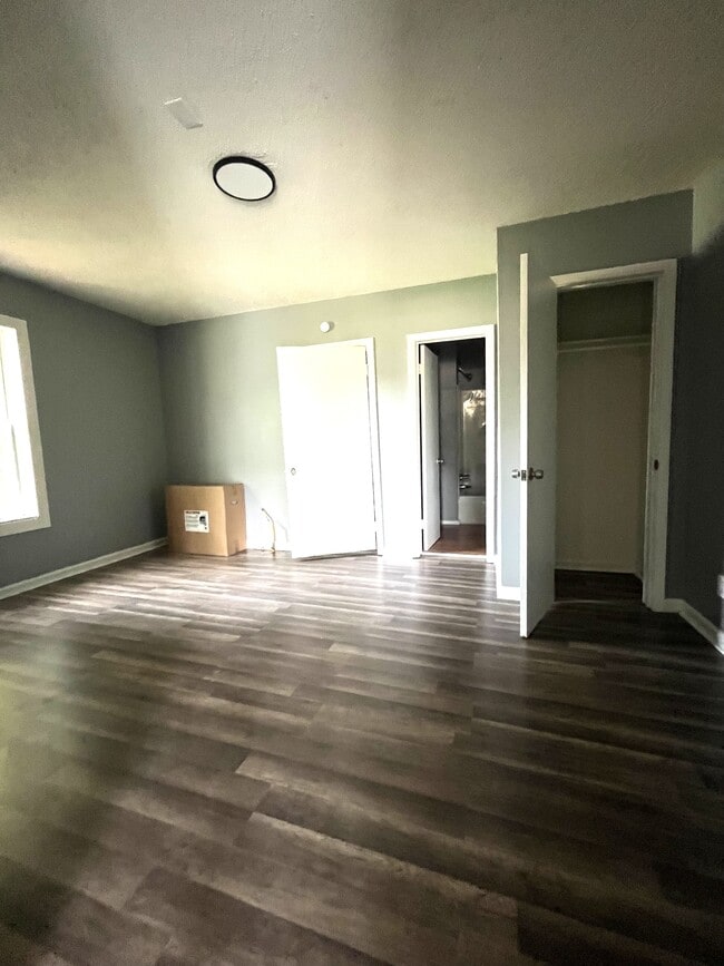 424 Dyer Ave Unit 1