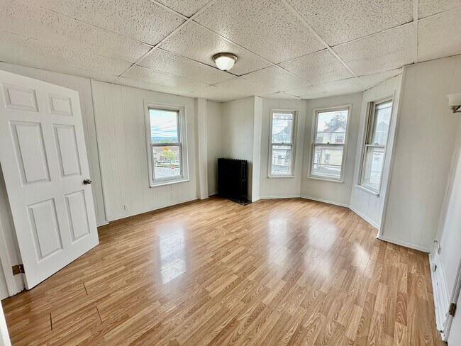 Photo - 1014 S 6th St Unit 2