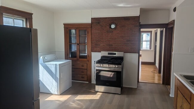 Photo - 15 Ericsson St Unit 15 Ericsson Street - #3