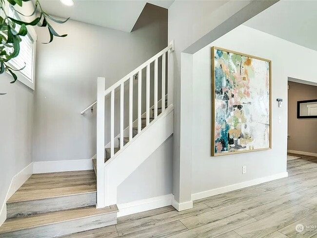 Photo - 640 N Anderson St