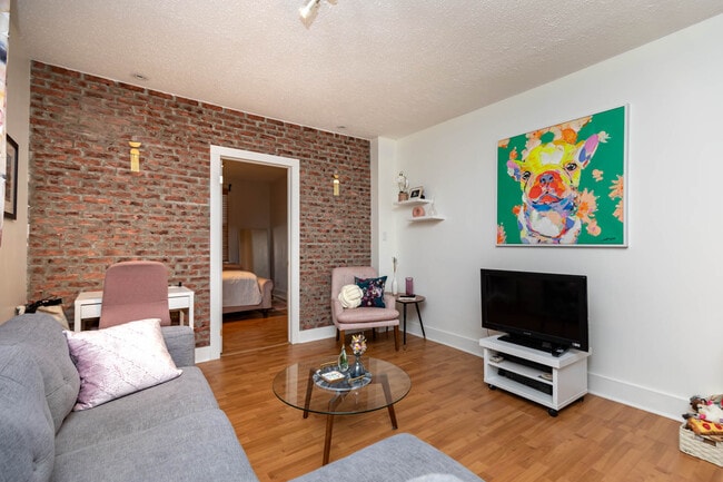 Photo - 32 Barrington Av Unité 32 Barrington Ave