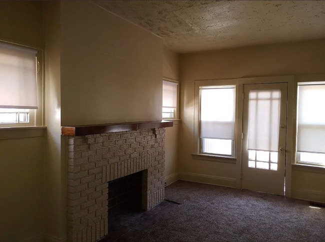 Photo - 3706 E 131st St Unit 2