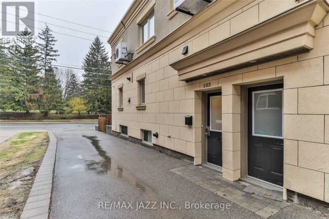 Photo - 1303 Bayview Ave Unité 103