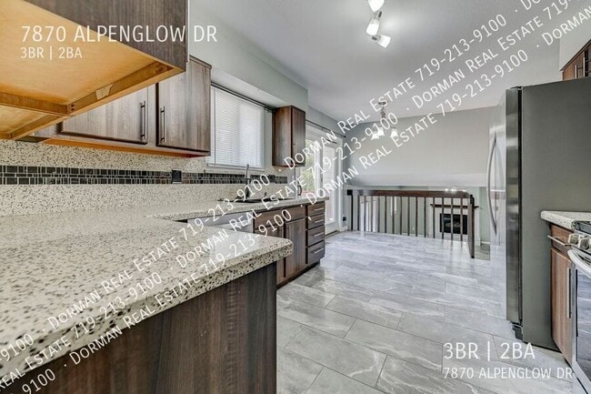 Photo - 7870 Alpenglow Dr