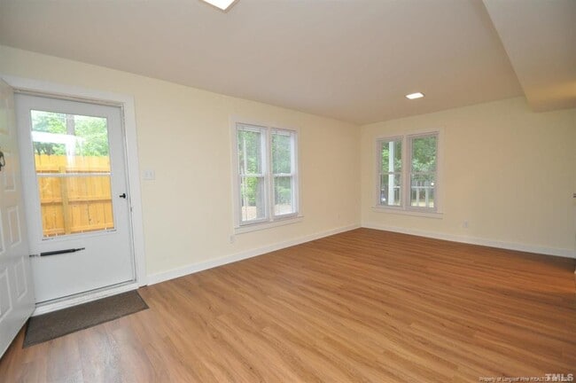 Photo - 100 Carmichael Ct