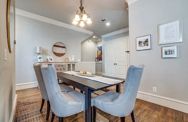 Photo - 1914 Euclid Ave