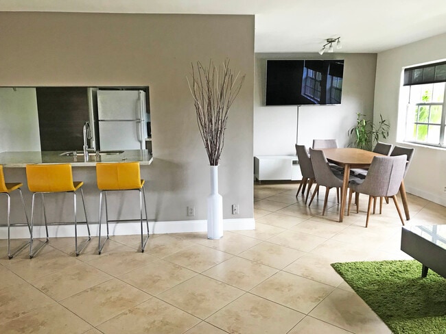 Photo - 8621 SW 5th St Unit 205