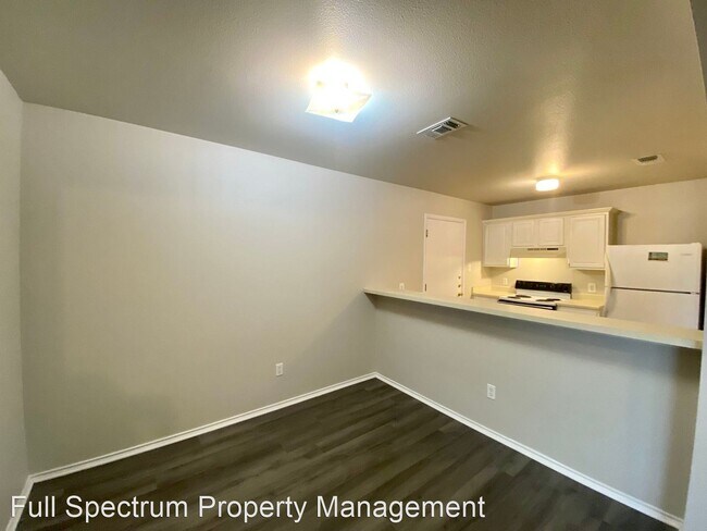Photo - 3 br, 2 bath House - 8846 Old Sky Harbor