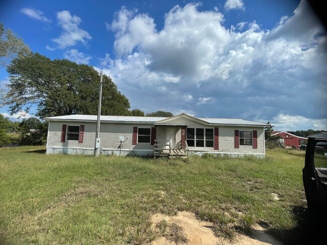 Building Photo - 3 BR 2 Bath 1,904 sq ft doublewide Mobile ...