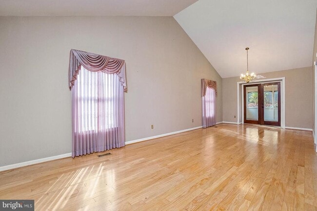 Photo - 5819 Stone Ridge Dr