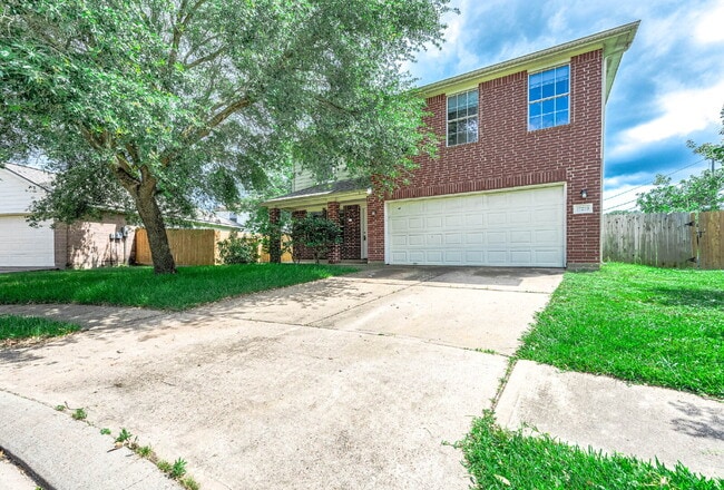 Photo - 10415 Moraine Lake - Beautiful 4-bedroom, 2-bath home with a 2-car garage located in the desirabl...