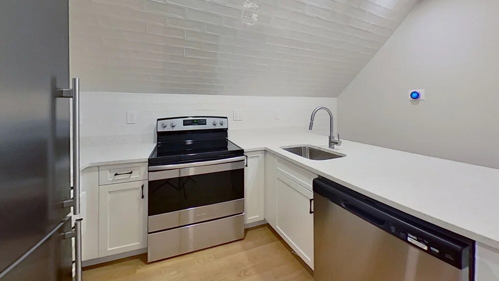 Photo - 46 Ridgemont St Unit 3