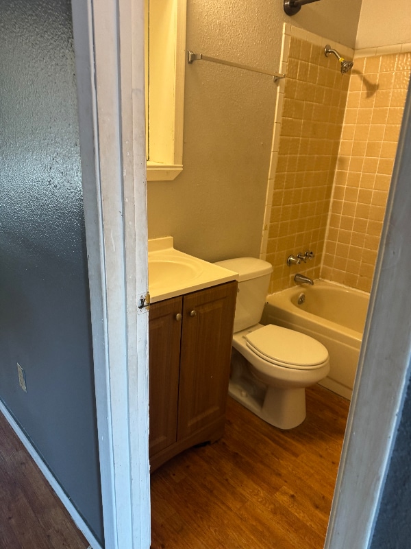 Photo - 750 Bonham St Unidad 260