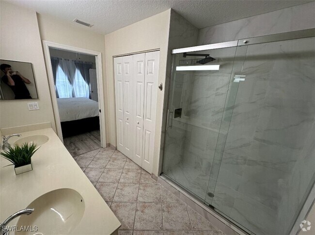 Building Photo - 6625 Huntington Lakes Cir Unit 203 Rental