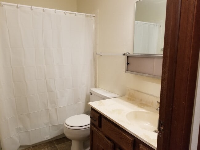 1 BR - Regency - Furman Regency Court