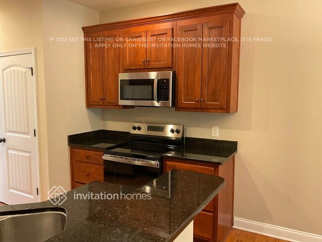 Photo - 651 Royal Crest Ct