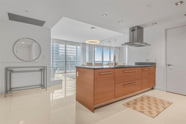 Photo - 495 Brickell Ave Unit 2411