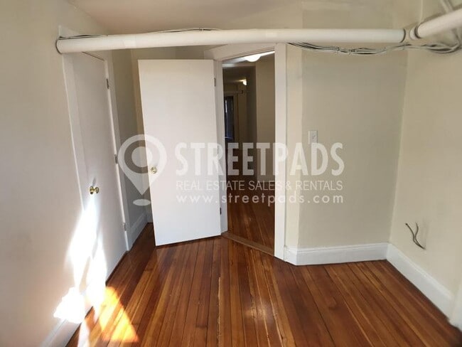Photo - 3 bedroom in Boston MA 02135