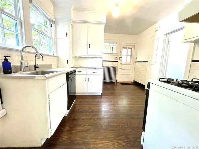 Photo - 294 Fountain St