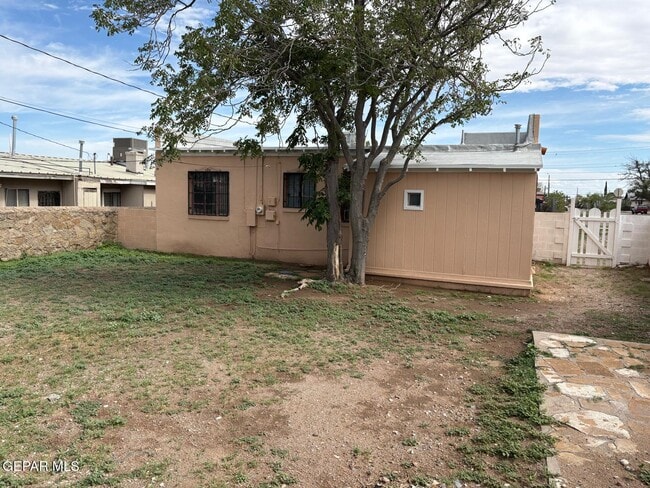Photo - 3801 Mountain Ave