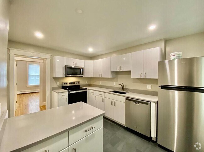 Building Photo - 3.0 bedroom in Cambridge Massachusetts 02139 Unit U2 Rental