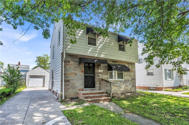Photo - 15803 Delrey Ave