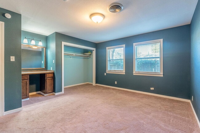 Photo - 2416 S 5th St