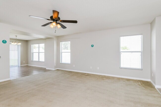 Photo - 4612 Barbados Loop